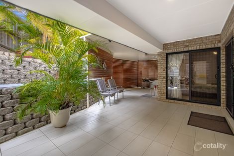 Property photo of 32 Shamrock Avenue Banora Point NSW 2486