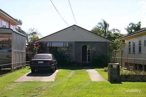 12 Third Ave, Scarborough, QLD 4020