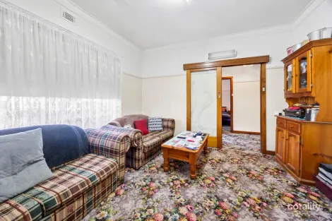 Property photo of 8 Iris Avenue Wendouree VIC 3355