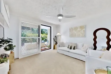 Property photo of 10/217-219 Scarborough Street Southport QLD 4215
