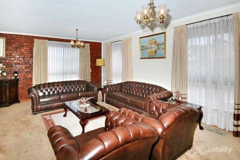 Property photo of 3 Gretal Court Taylors Lakes VIC 3038