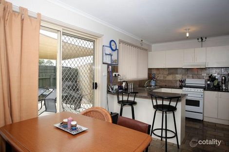 Property photo of 2/7 Lawrence Court Cranbourne North VIC 3977
