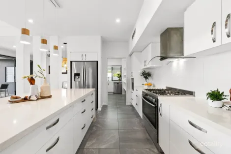 Property photo of 8 Mainsail Place Twin Waters QLD 4564