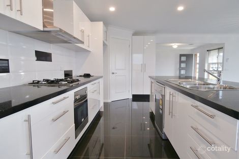 Property photo of 17 Cooper Crescent Gormans Hill NSW 2795