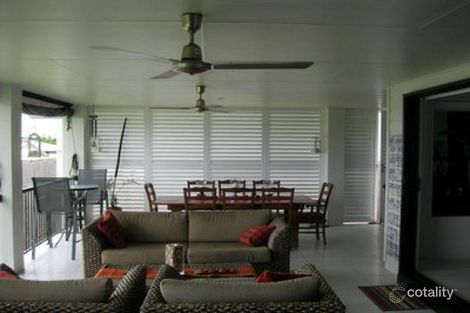 Property photo of 10 Douglas Crescent Rural View QLD 4740