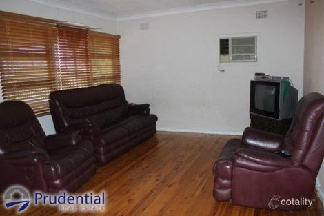 Property photo of 32 Carcoola Street Campbelltown NSW 2560