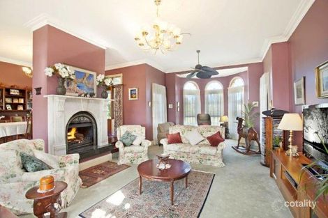 Property photo of 60 Forest Hill Drive Oakhampton Heights NSW 2320