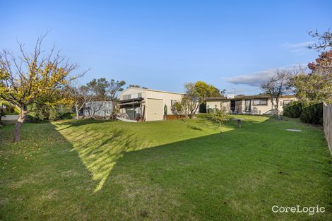 Property photo of 14 Waratah Street Rye VIC 3941
