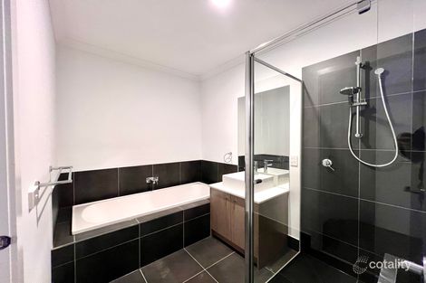 Property photo of 29 Fritelli Circuit Wyndham Vale VIC 3024