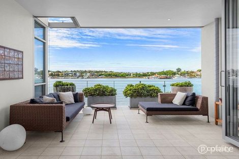 Property photo of 43 Macquarie Street Teneriffe QLD 4005