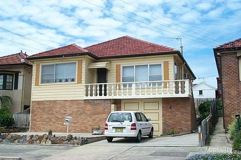 25 Thomas St, Hamilton South, NSW 2303