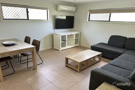 9/3 Mckenzie St, Middlemount, QLD 4746