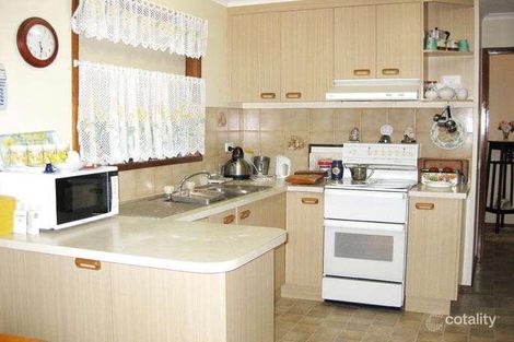 Property photo of 63 Simpsons Road Eaglehawk VIC 3556