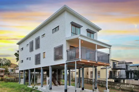 Property photo of 89 Munro Street St Lucia QLD 4067