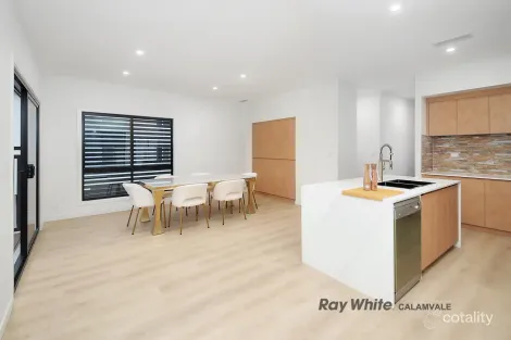 Property photo of 89 Munro Street St Lucia QLD 4067