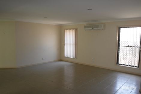 Property photo of 8 Sandi Street Oxley QLD 4075