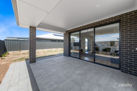 Property photo of 10 Parkvale Drive Angle Vale SA 5117