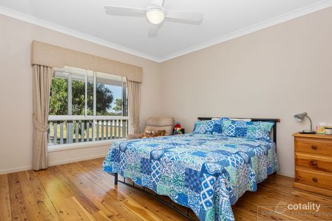 Property photo of 4 Timbertop Road Glen Oak NSW 2320