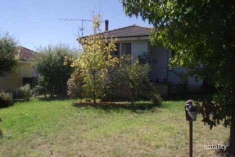 1 Prince Ave, Uralla, NSW 2358