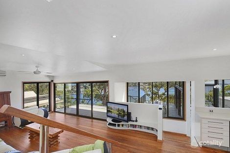 Property photo of 21 Fishermans Parade Daleys Point NSW 2257