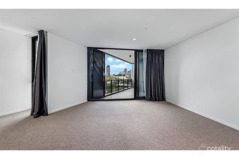 Property photo of 1208/232 Wellington Road Kangaroo Point QLD 4169