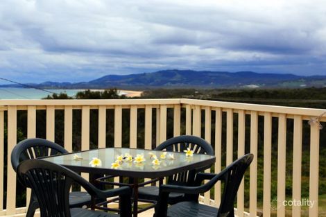 Property photo of 75 Bluff Road Emerald Beach NSW 2456