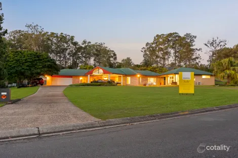 Property photo of 10 Ewingar Court Helensvale QLD 4212