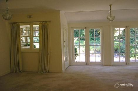 Property photo of 50 Baker Avenue Kew East VIC 3102