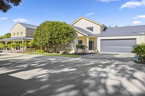 4 Mary Gr, San Remo, VIC 3925