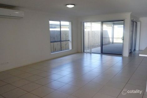 Property photo of 18 Seagull Boulevard Kirkwood QLD 4680