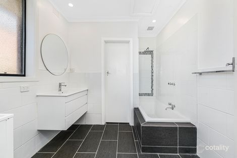 4/1-5 Lawn Rd, Noble Park, VIC 3174