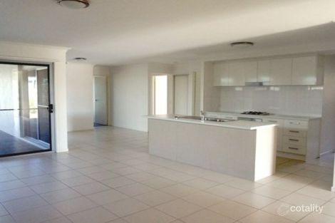Property photo of 18 Seagull Boulevard Kirkwood QLD 4680