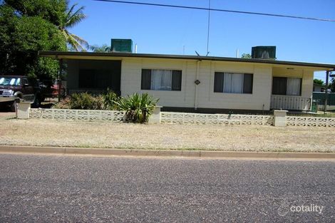 13 Banks Cres, Sunset, QLD 4825