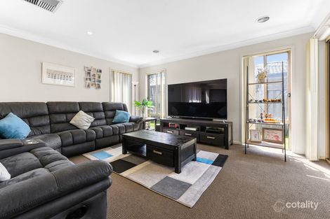 Property photo of 10 Mitta Mitta Street Clyde North VIC 3978