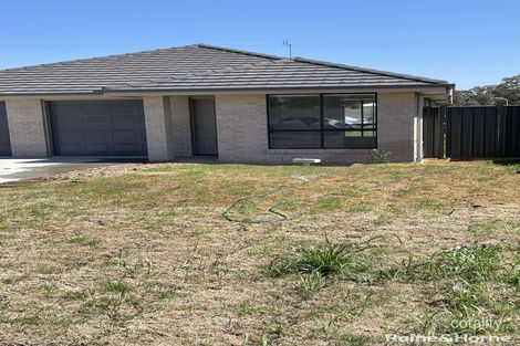 Property photo of 1/18 Rodgers Road West Tamworth NSW 2340