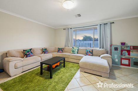 Property photo of 17 Biarritz Pass Port Kennedy WA 6172