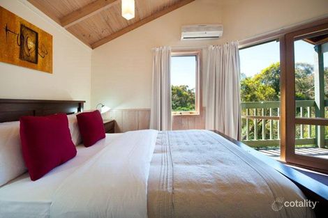 Property photo of 4 The Poolway Hepburn Springs VIC 3461