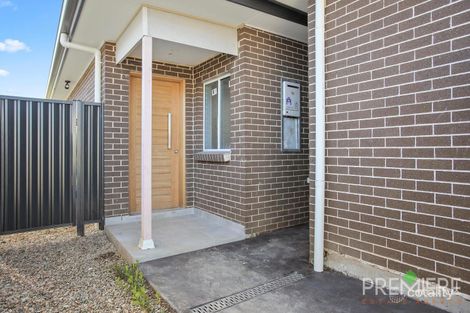 8 Constance St, Thirlmere, NSW 2572