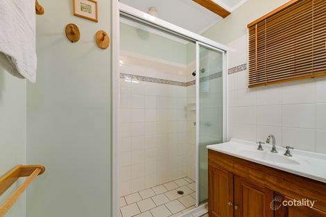 Property photo of 9 Rialanna Street Kenmore QLD 4069