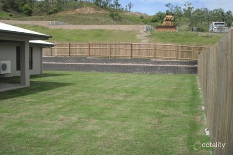 Property photo of 23 Franklin Drive Mount Louisa QLD 4814