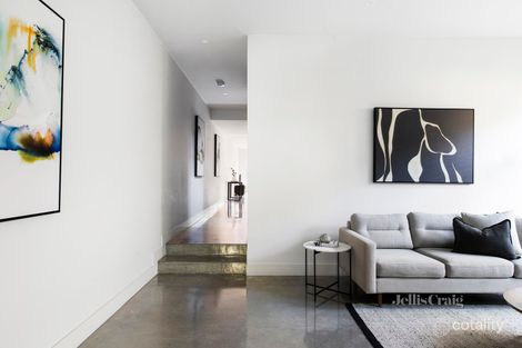 Property photo of 284A Jasper Road McKinnon VIC 3204