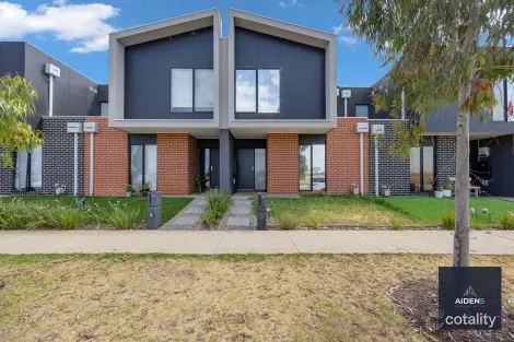 Property photo of 34 Halcyon Road Deanside VIC 3336