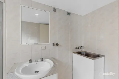 Property photo of 4/27 Norman Drive Chermside QLD 4032