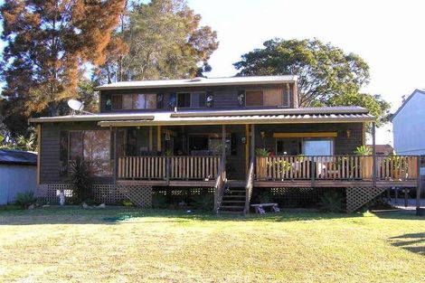 Property photo of 31 Lakedge Avenue Berkeley Vale NSW 2261