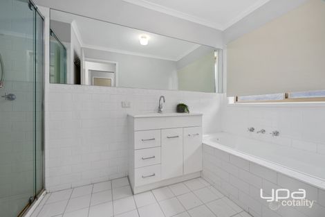 Property photo of 35 Beresford Crescent Darley VIC 3340