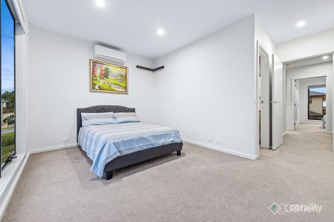 8 Azure Cres, Keysborough, VIC 3173