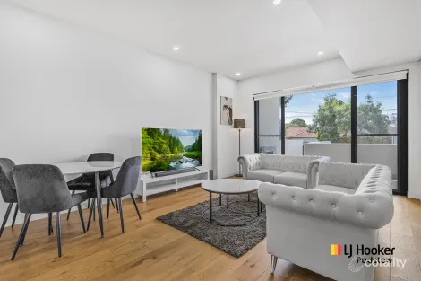 35 Anderson Ave, Panania, NSW 2213