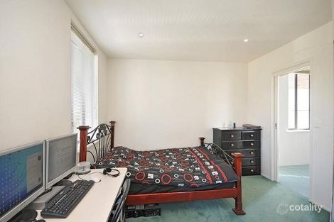 Property photo of 4/26 Burnett Street St Kilda VIC 3182