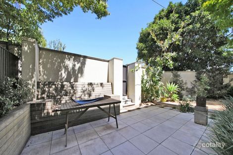 Property photo of 2/34 Mathoura Road Toorak VIC 3142