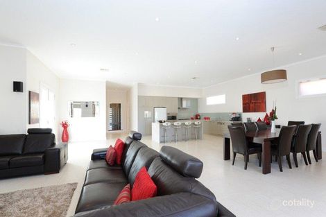 16 Narkunda St, Glandore, SA 5037